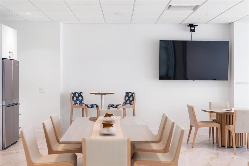 В аренду: $9,500 (2 спален, 2 ванн, 1403 Квадратных фут)