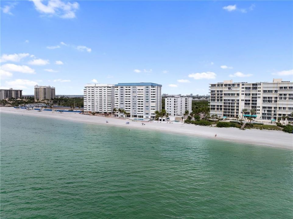 В аренду: $9,500 (2 спален, 2 ванн, 1403 Квадратных фут)