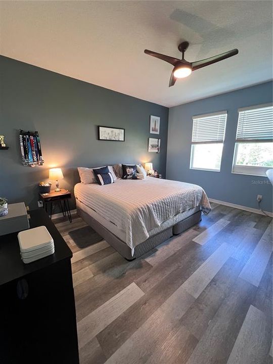 For Sale: $399,000 (4 beds, 2 baths, 1859 Square Feet)