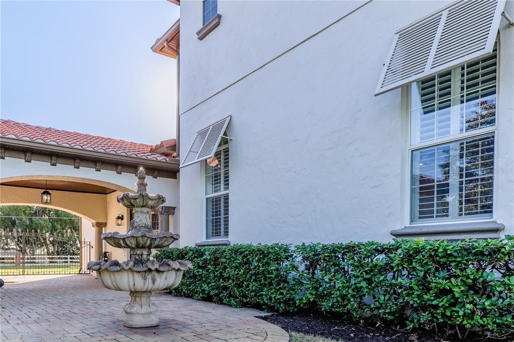 En Venta: $1,999,900 (4 camas, 4 baños, 4247 Pies cuadrados)