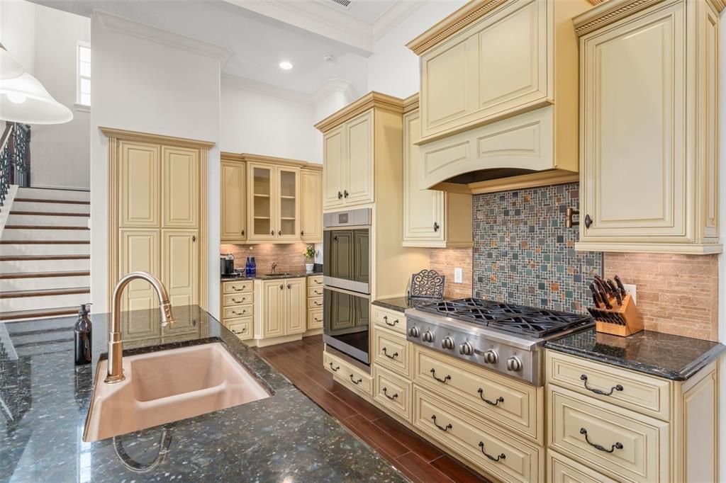 En Venta: $1,999,900 (4 camas, 4 baños, 4247 Pies cuadrados)