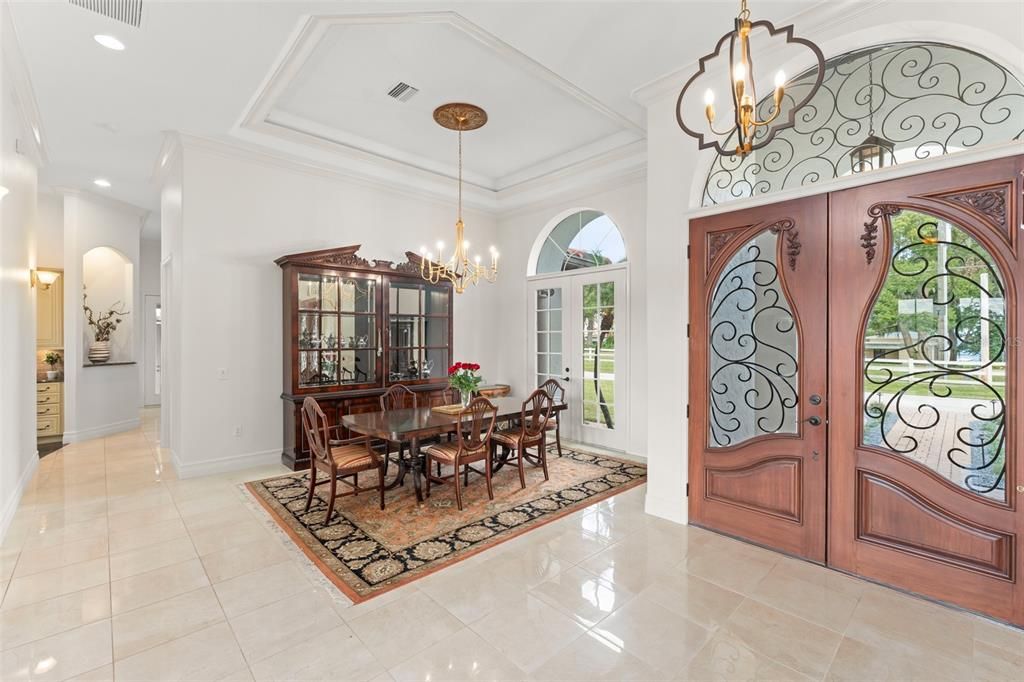 En Venta: $1,999,900 (4 camas, 4 baños, 4247 Pies cuadrados)