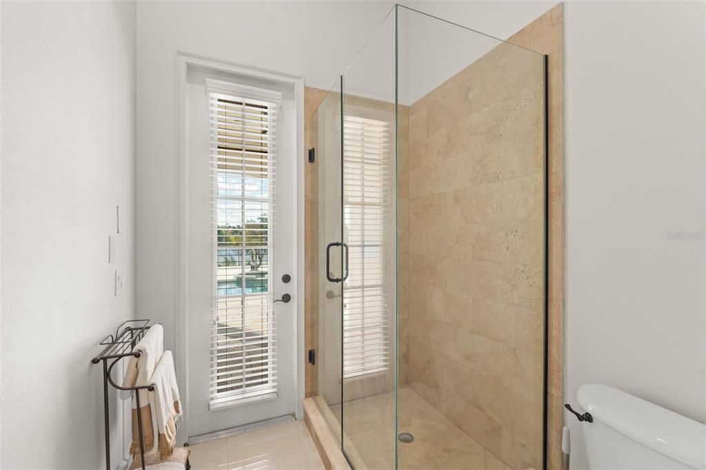 En Venta: $1,999,900 (4 camas, 4 baños, 4247 Pies cuadrados)