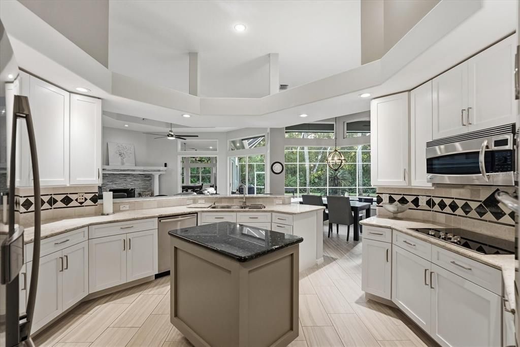 For Sale: $1,425,000 (5 beds, 4 baths, 4144 Square Feet)