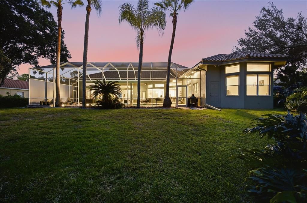 For Sale: $1,425,000 (5 beds, 4 baths, 4144 Square Feet)