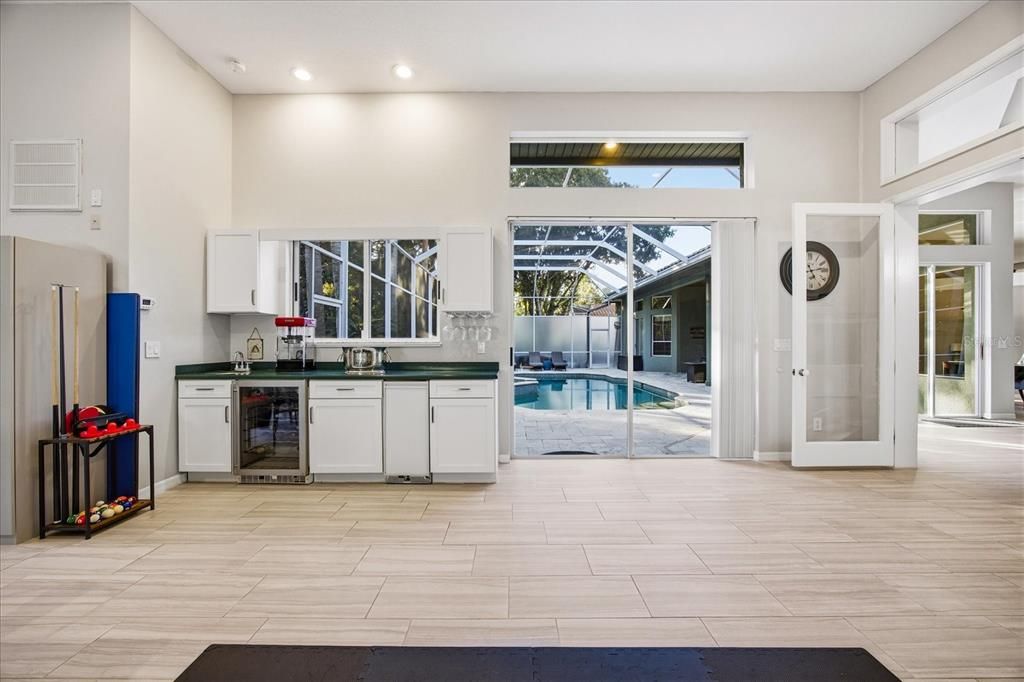 For Sale: $1,425,000 (5 beds, 4 baths, 4144 Square Feet)