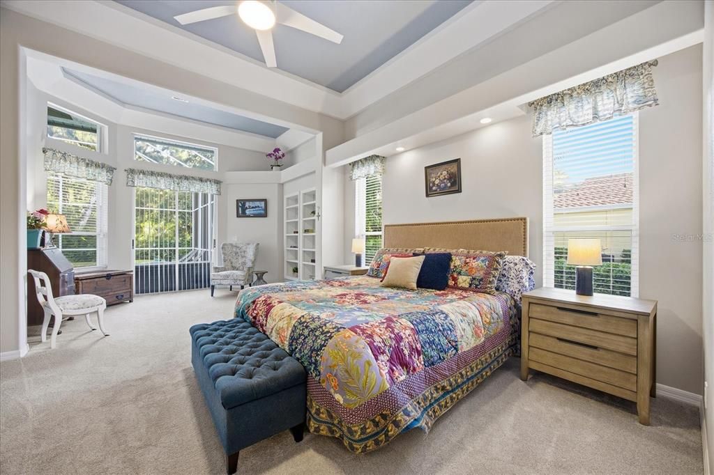 For Sale: $1,425,000 (5 beds, 4 baths, 4144 Square Feet)