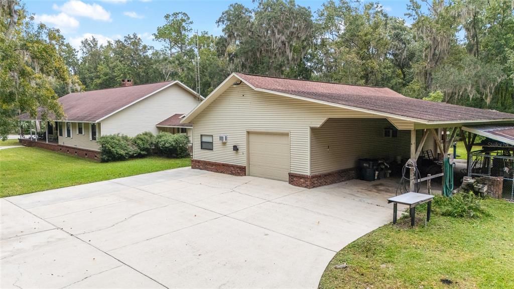 Active With Contract: $699,000 (4 beds, 3 baths, 3559 Square Feet)