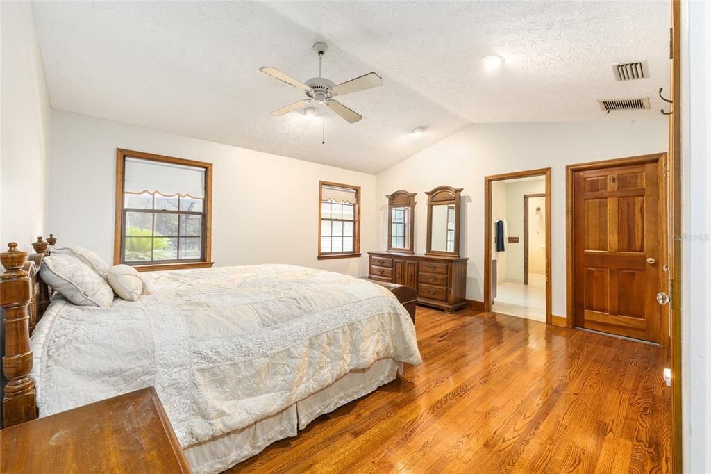 Active With Contract: $699,000 (4 beds, 3 baths, 3559 Square Feet)