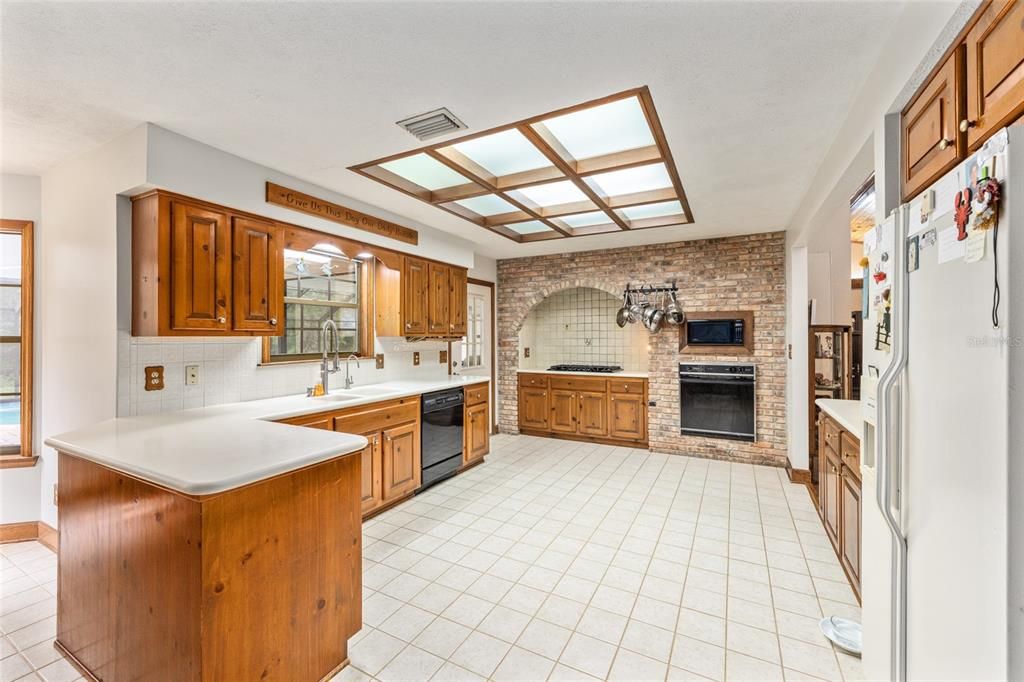 Active With Contract: $699,000 (4 beds, 3 baths, 3559 Square Feet)