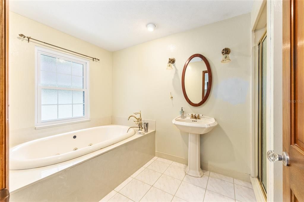 Active With Contract: $699,000 (4 beds, 3 baths, 3559 Square Feet)