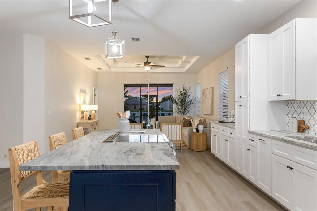 待售: $447,500 (4 贝兹, 2 浴室, 2207 平方英尺)