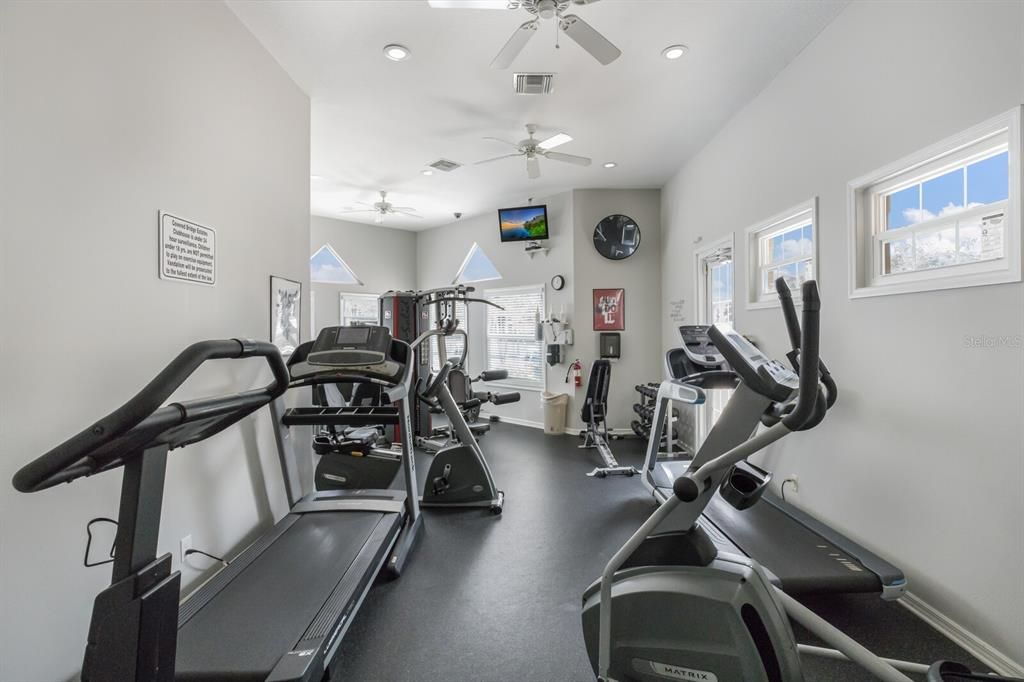 待售: $447,500 (4 贝兹, 2 浴室, 2207 平方英尺)