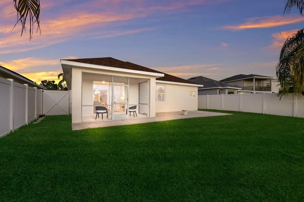 待售: $447,500 (4 贝兹, 2 浴室, 2207 平方英尺)