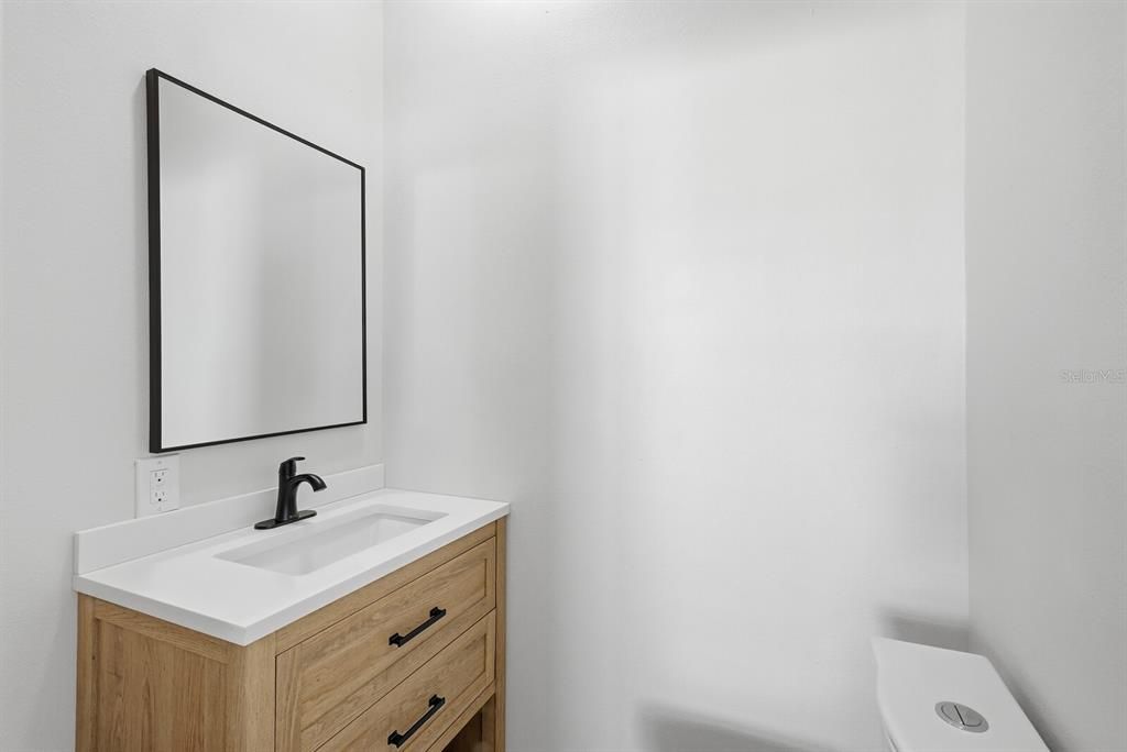 待售: $447,500 (4 贝兹, 2 浴室, 2207 平方英尺)