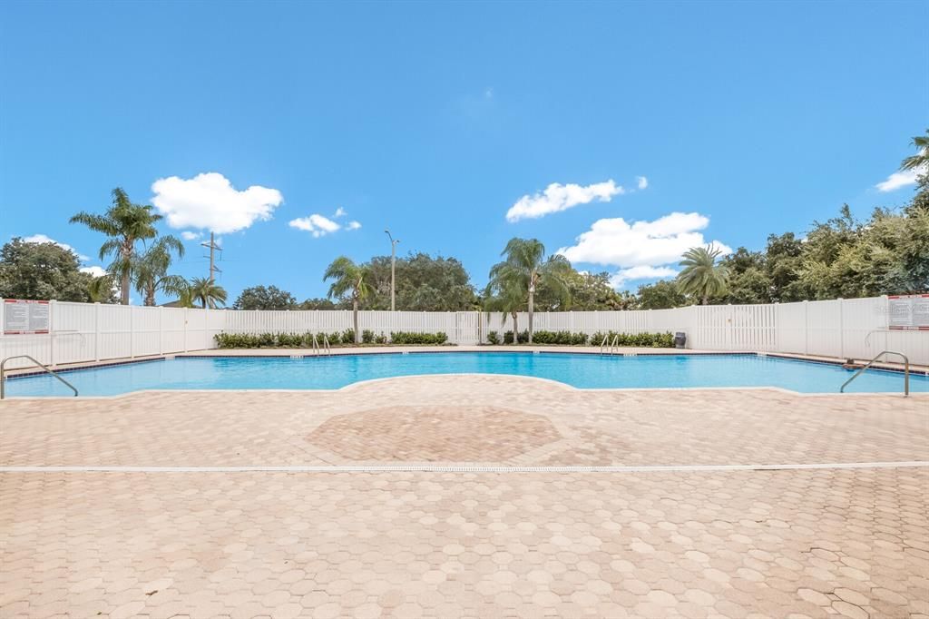 待售: $447,500 (4 贝兹, 2 浴室, 2207 平方英尺)