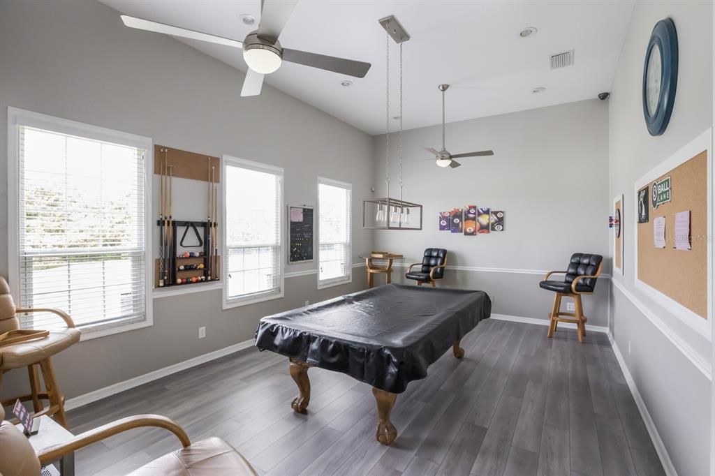 待售: $447,500 (4 贝兹, 2 浴室, 2207 平方英尺)