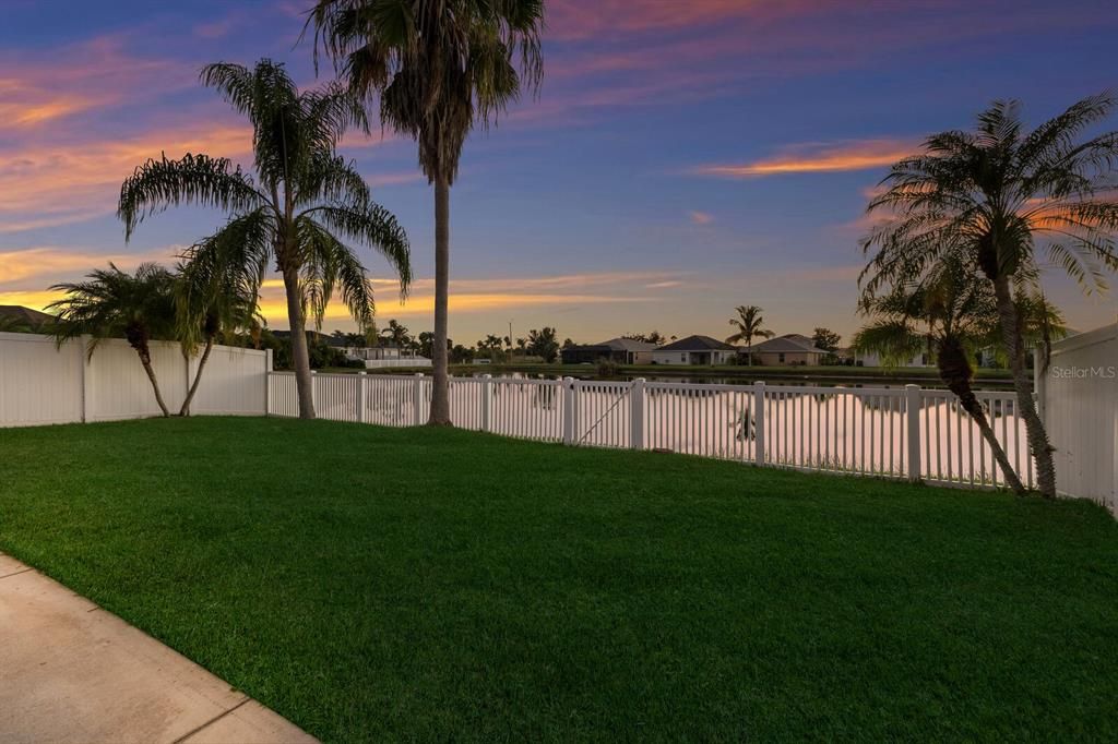 待售: $447,500 (4 贝兹, 2 浴室, 2207 平方英尺)