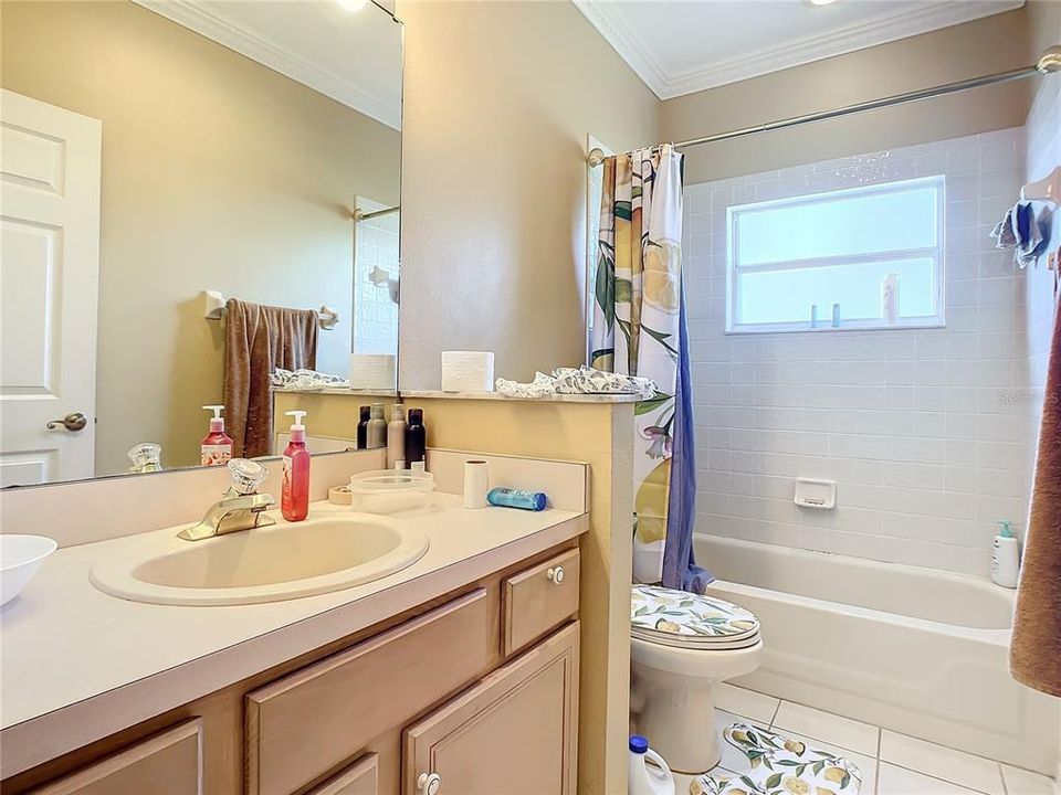 For Sale: $989,000 (4 beds, 3 baths, 3332 Square Feet)