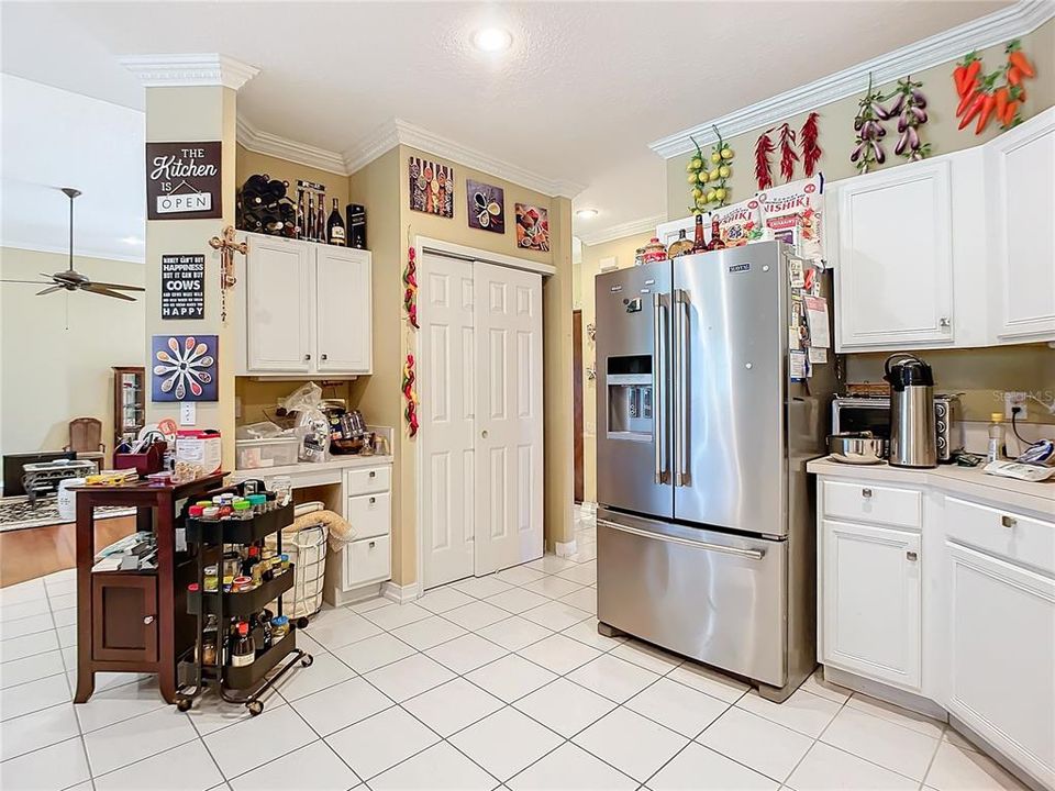 For Sale: $989,000 (4 beds, 3 baths, 3332 Square Feet)