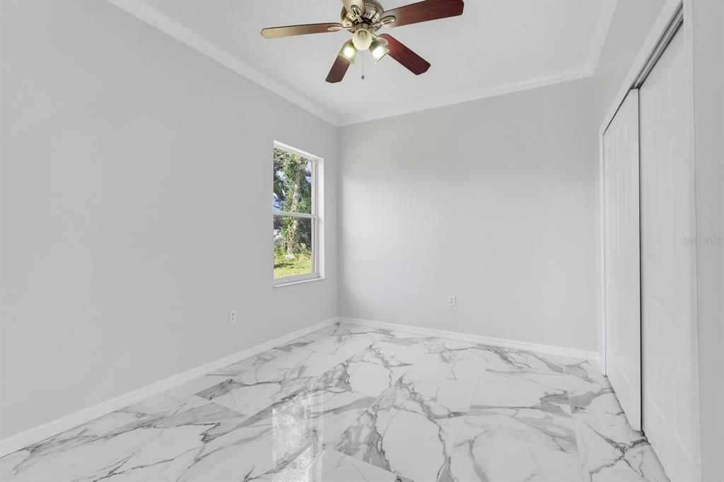 For Sale: $345,000 (4 beds, 3 baths, 2308 Square Feet)