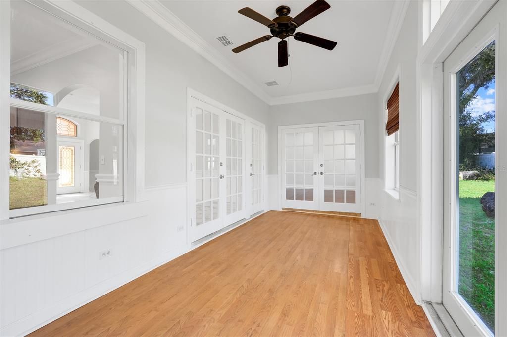 For Sale: $345,000 (4 beds, 3 baths, 2308 Square Feet)