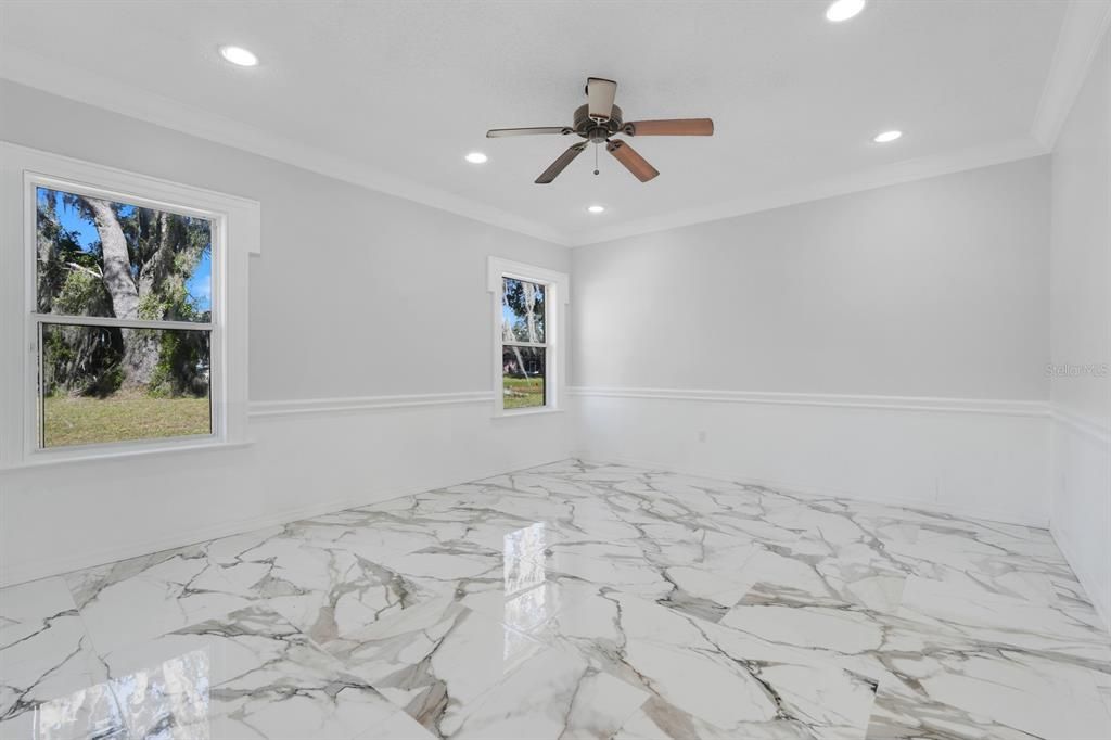 For Sale: $345,000 (4 beds, 3 baths, 2308 Square Feet)