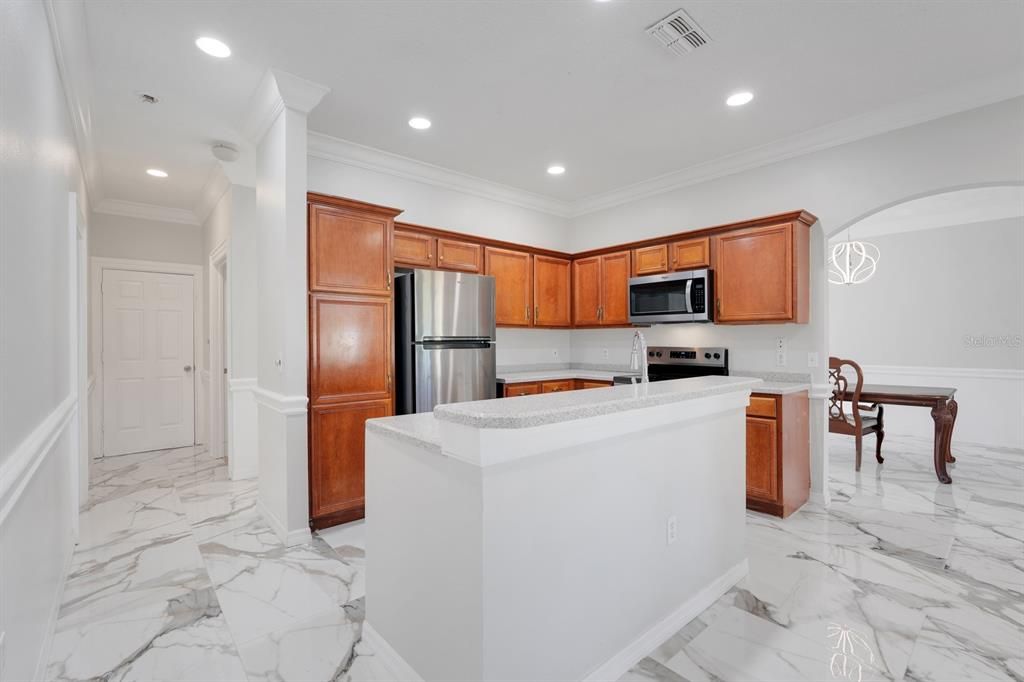 For Sale: $345,000 (4 beds, 3 baths, 2308 Square Feet)