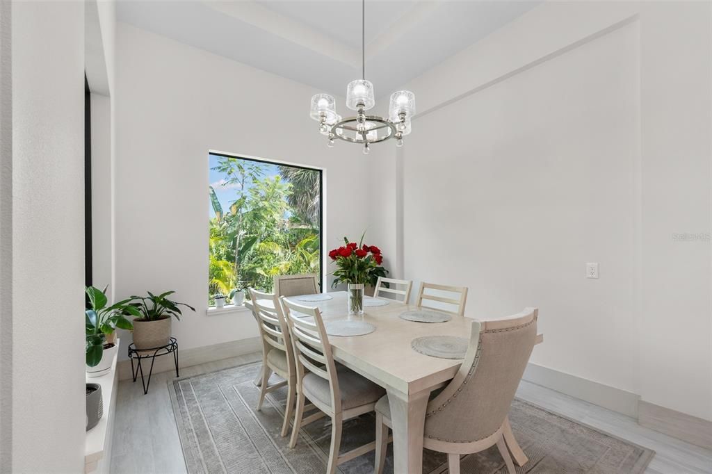 На продажу: $790,000 (3 спален, 3 ванн, 2066 Квадратных фут)