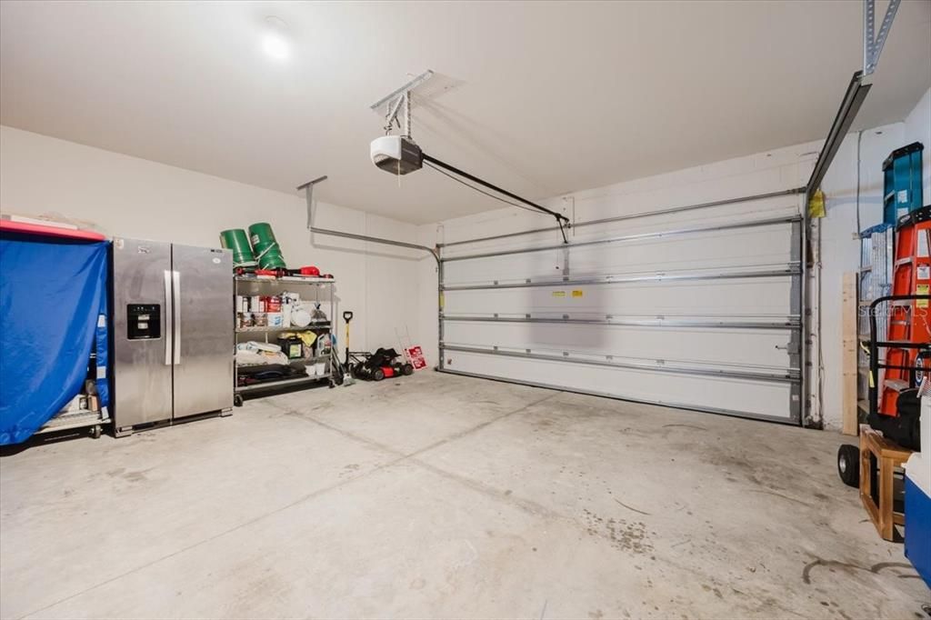 For Sale: $415,000 (5 beds, 3 baths, 2696 Square Feet)