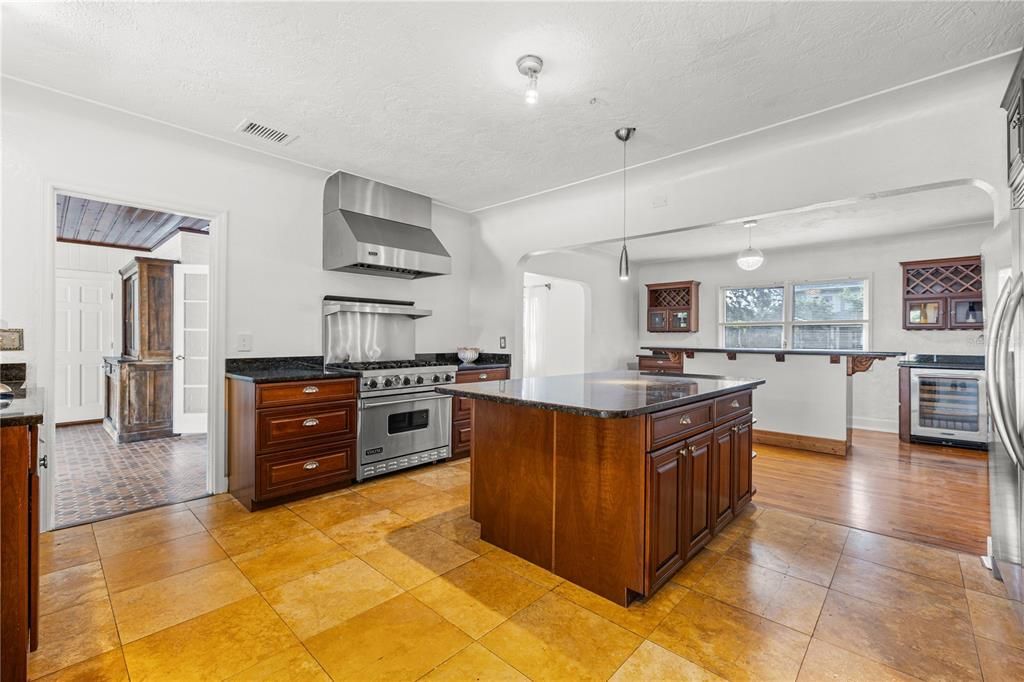 For Sale: $849,853 (4 beds, 4 baths, 3301 Square Feet)