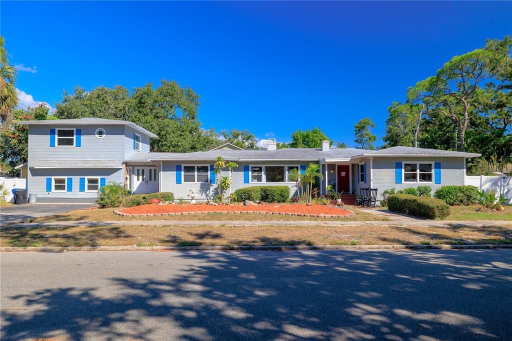 For Sale: $849,853 (4 beds, 4 baths, 3301 Square Feet)