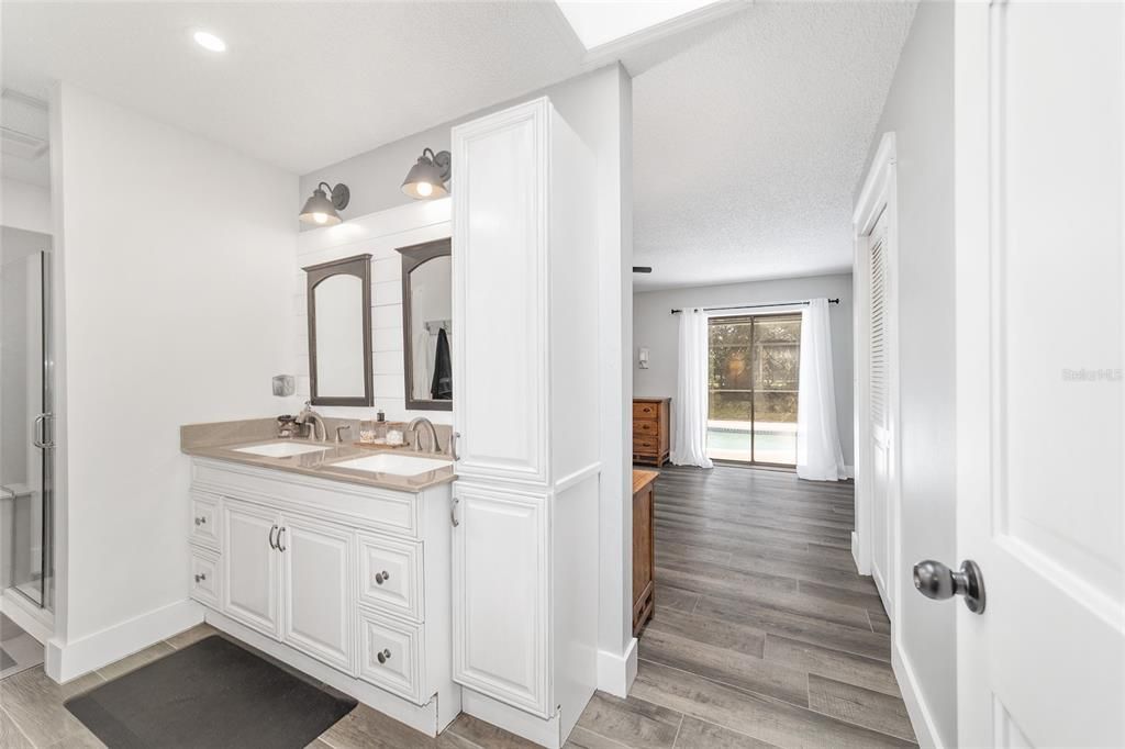 待售: $2,395,000 (3 贝兹, 3 浴室, 2338 平方英尺)