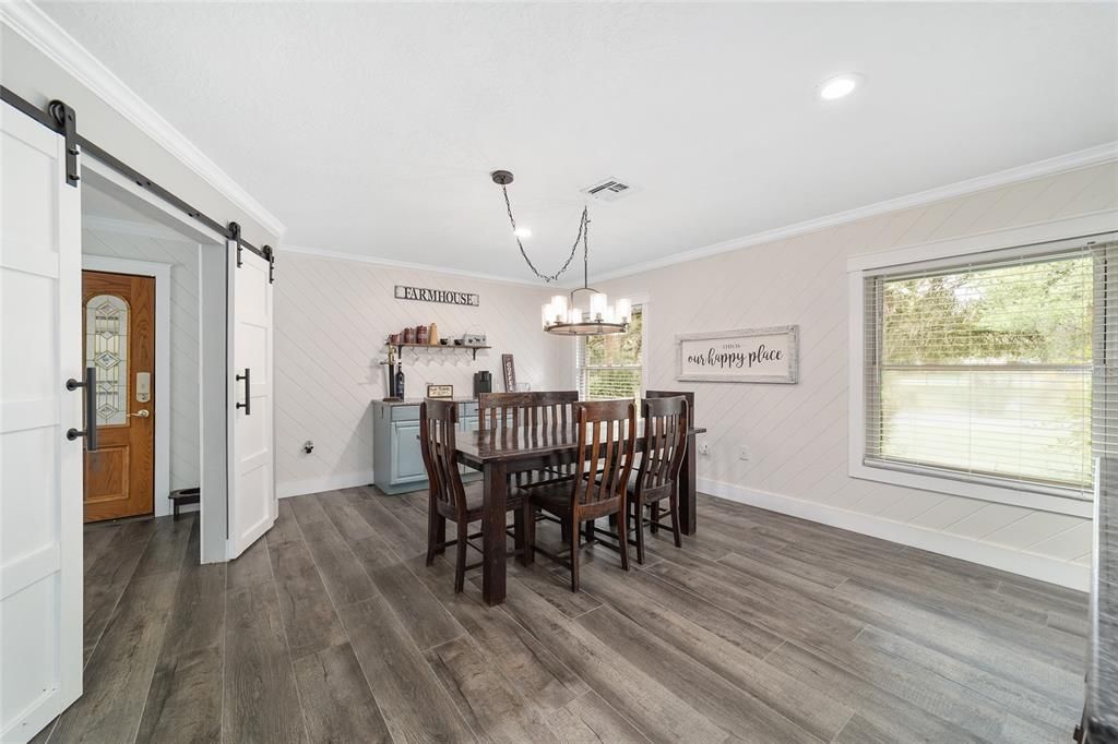 待售: $2,395,000 (3 贝兹, 3 浴室, 2338 平方英尺)