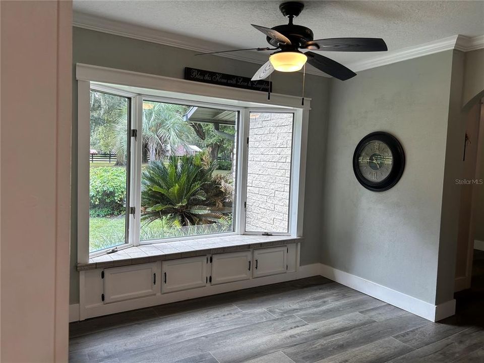 待售: $2,395,000 (3 贝兹, 3 浴室, 2338 平方英尺)