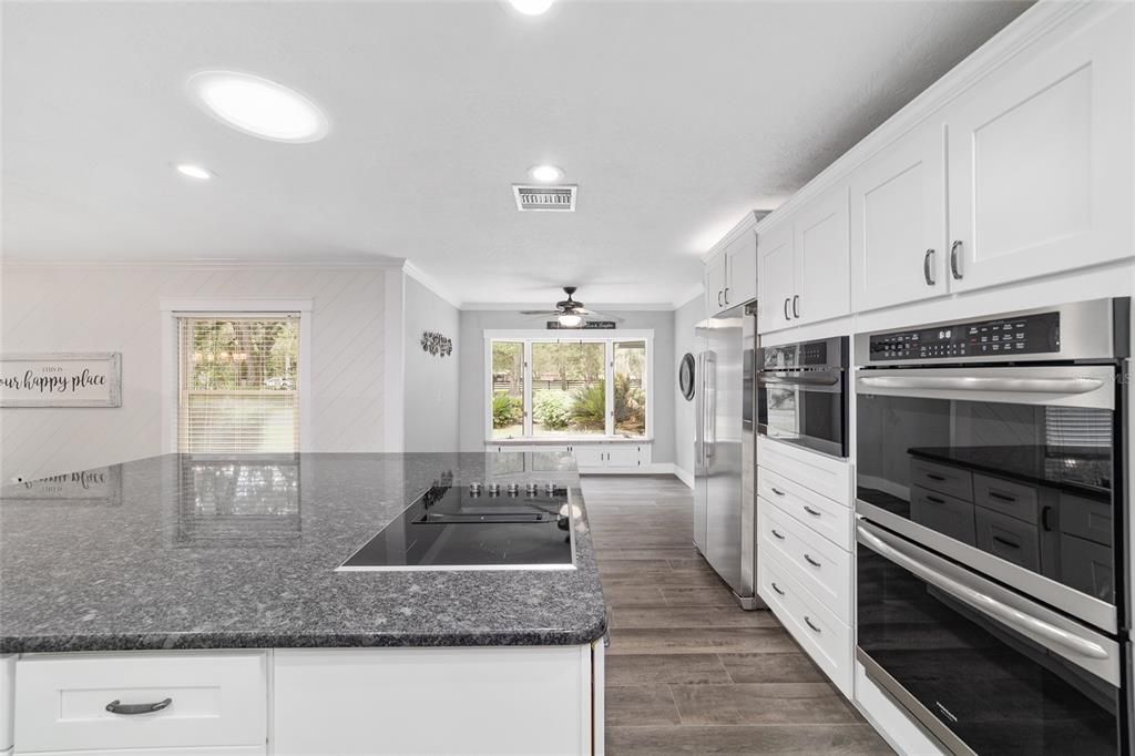 待售: $2,395,000 (3 贝兹, 3 浴室, 2338 平方英尺)