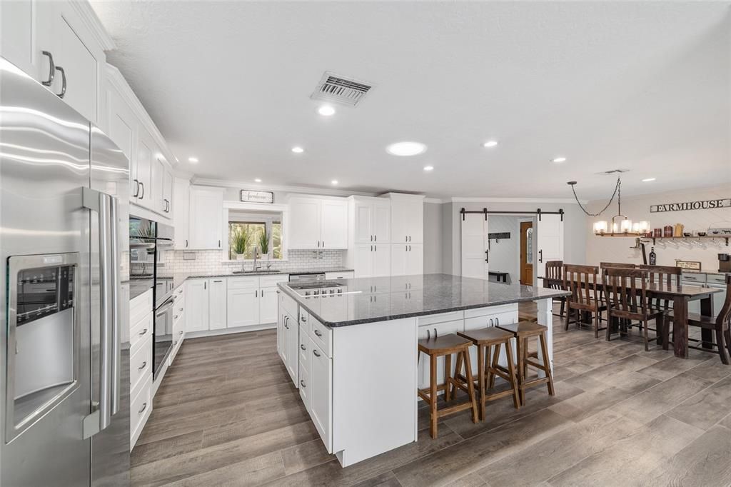 待售: $2,395,000 (3 贝兹, 3 浴室, 2338 平方英尺)