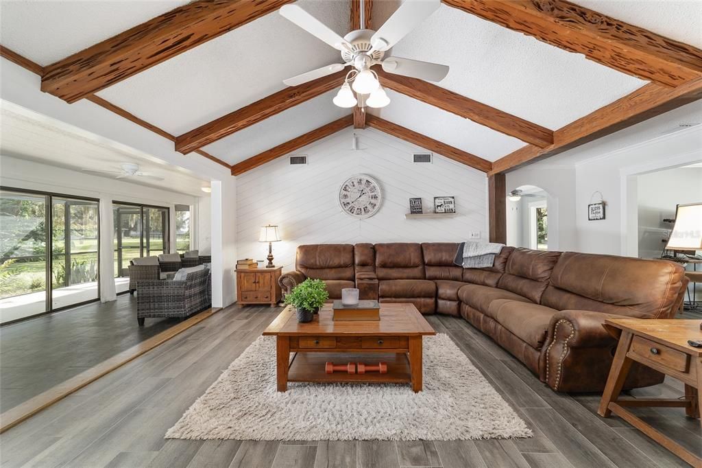 待售: $2,395,000 (3 贝兹, 3 浴室, 2338 平方英尺)