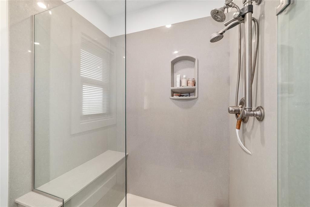 待售: $2,395,000 (3 贝兹, 3 浴室, 2338 平方英尺)