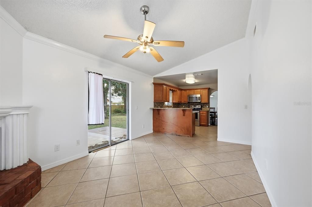 待售: $360,000 (3 贝兹, 2 浴室, 1580 平方英尺)