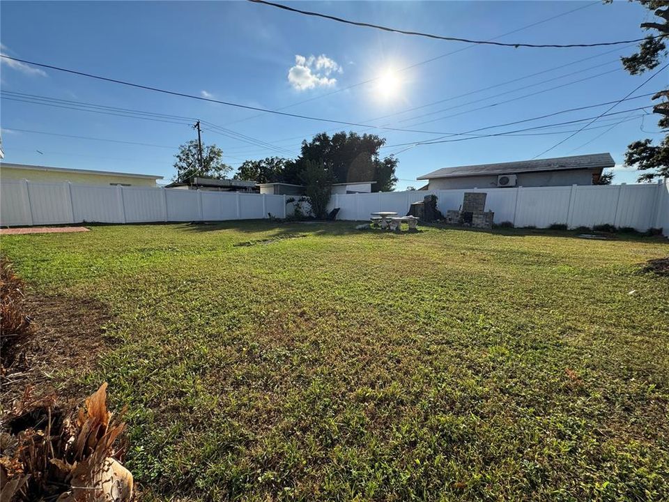 En Venta: $348,000 (3 camas, 2 baños, 1090 Pies cuadrados)