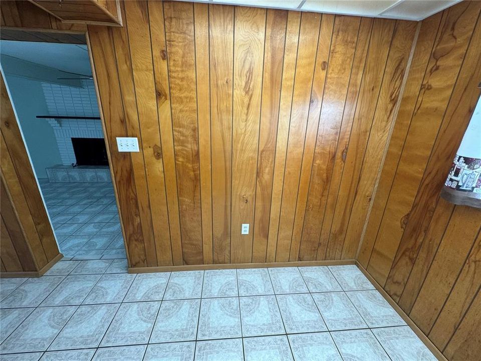 En Venta: $348,000 (3 camas, 2 baños, 1090 Pies cuadrados)