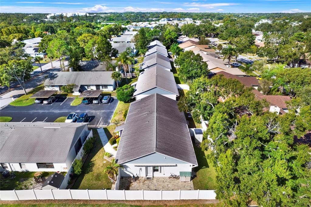 Active With Contract: $279,999 (2 beds, 2 baths, 1296 Square Feet)