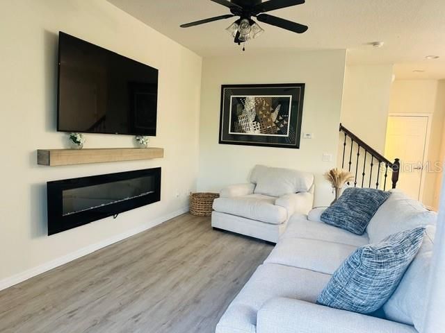 待售: $358,000 (3 贝兹, 2 浴室, 1748 平方英尺)