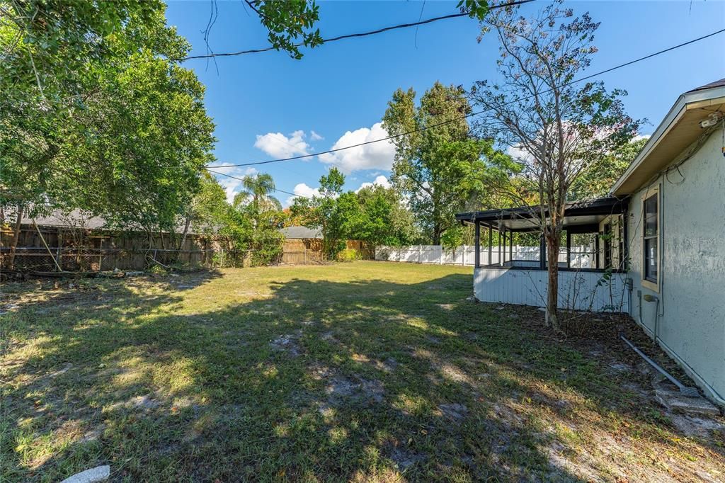 For Sale: $295,000 (3 beds, 2 baths, 1246 Square Feet)