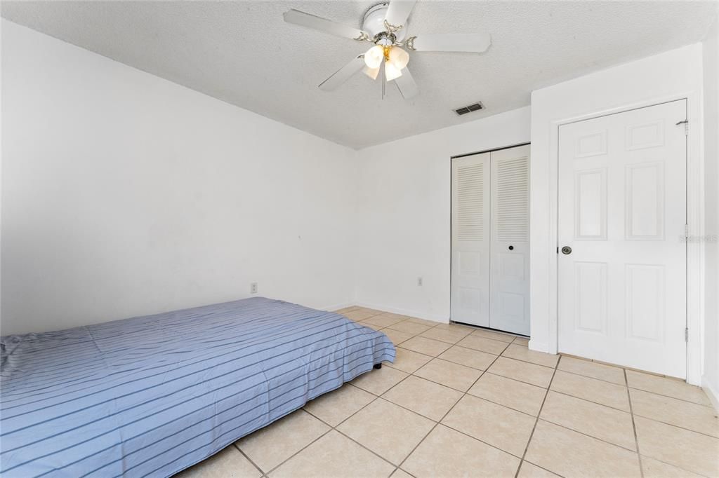 For Sale: $295,000 (3 beds, 2 baths, 1246 Square Feet)