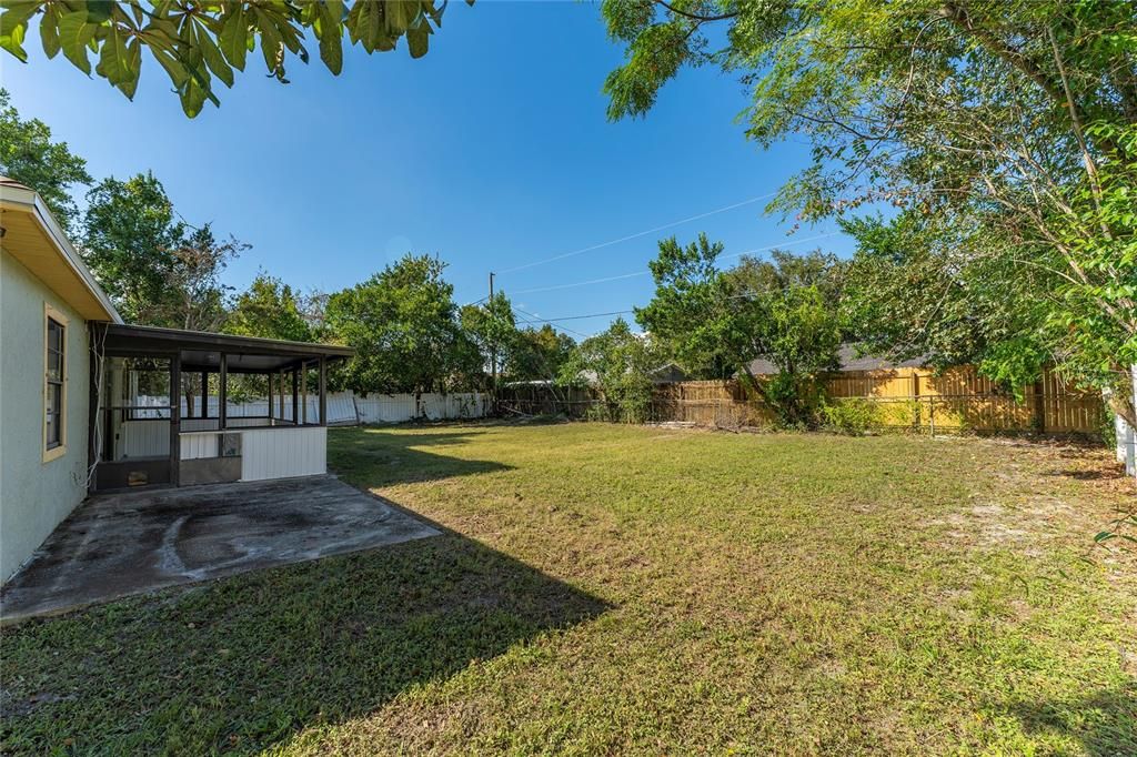 For Sale: $295,000 (3 beds, 2 baths, 1246 Square Feet)