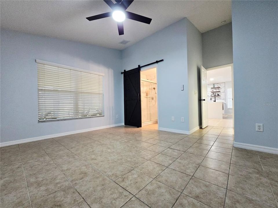 For Sale: $422,900 (3 beds, 2 baths, 1696 Square Feet)