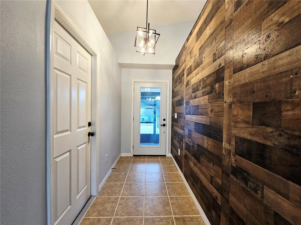 For Sale: $422,900 (3 beds, 2 baths, 1696 Square Feet)