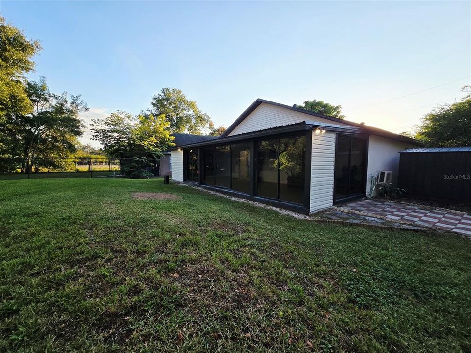 For Sale: $422,900 (3 beds, 2 baths, 1696 Square Feet)